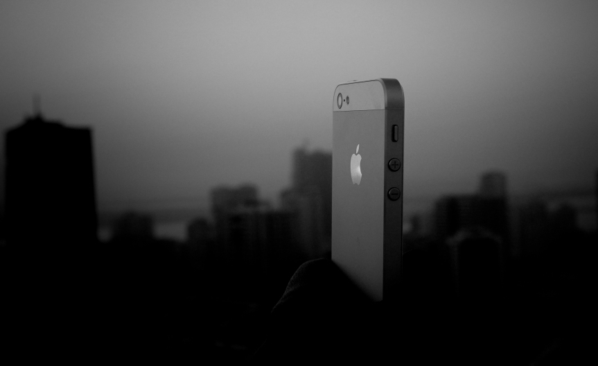 iPhone Dubai Bokeh